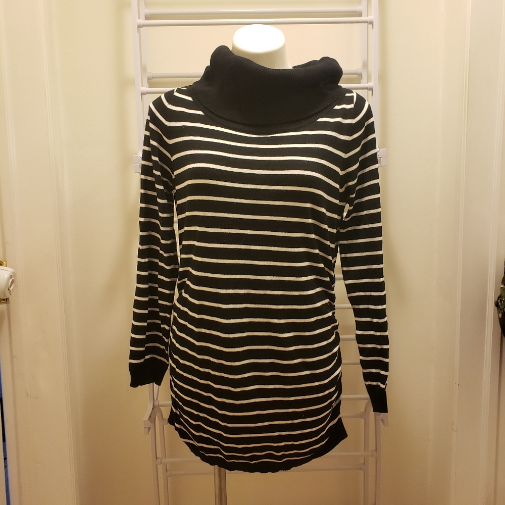 Pina Rossi maternity cowl neck sweater, Large